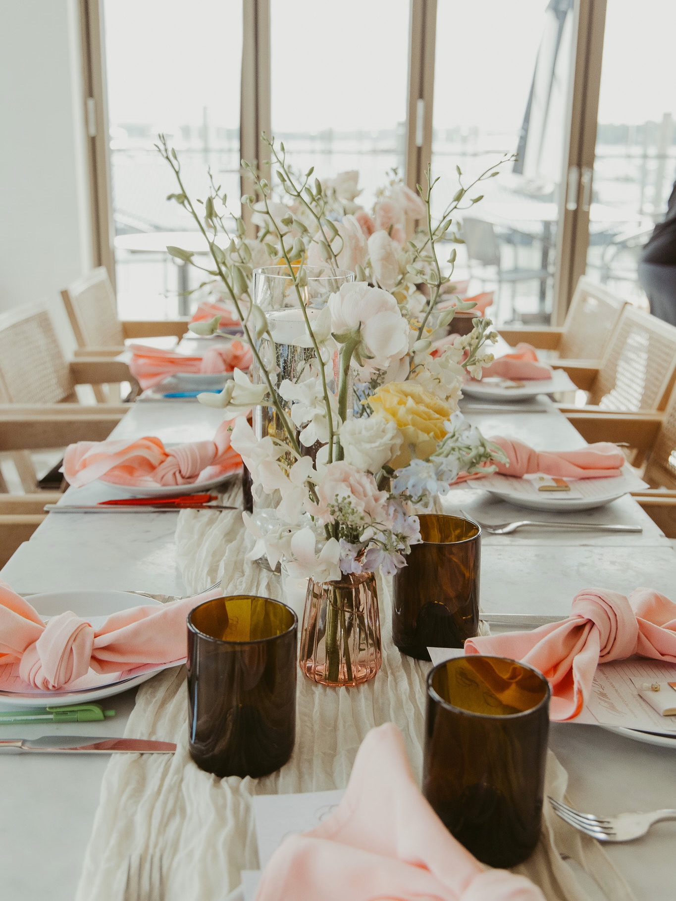 Nino's Beach — Table